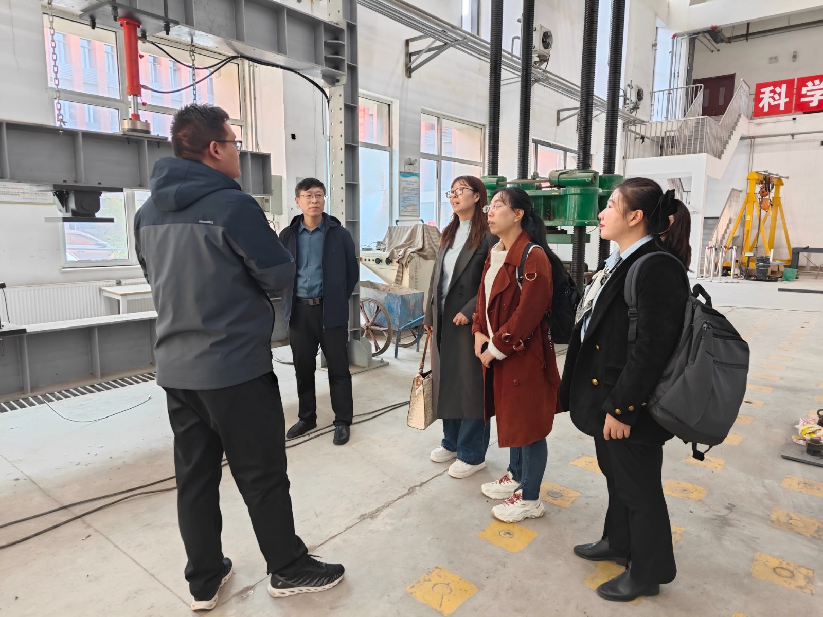 保定理工學院赴河北工程大學調(diào)研學習