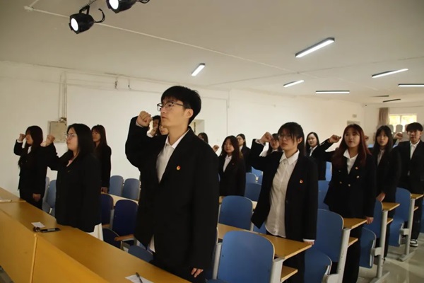 學(xué)生代表大會|保定理工學(xué)院|管理學(xué)院|匯聚青春智慧，共筑夢想未來