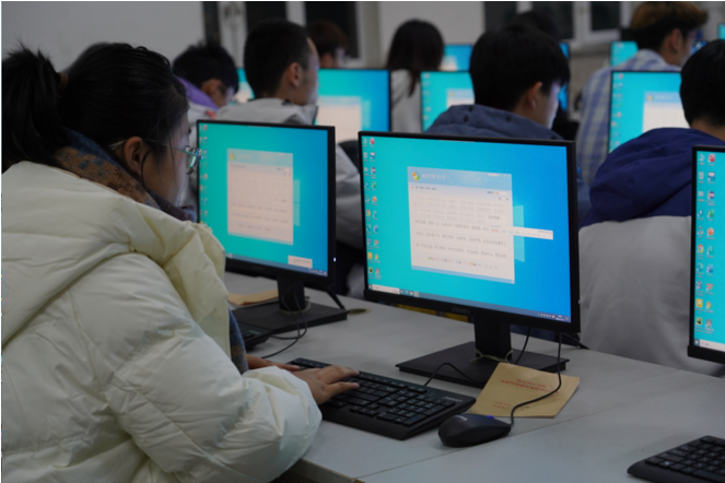 【指尖競速,字符爭霸】信息科學(xué)與工程學(xué)院舉辦打字測速比賽