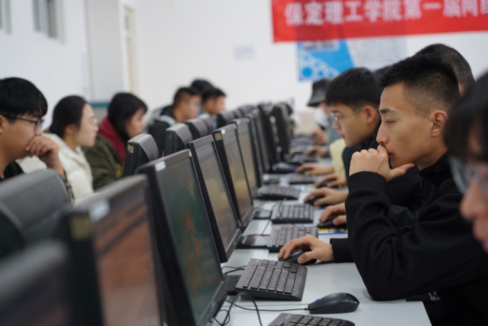 【學(xué)院風(fēng)采·賽出未來(lái)】信息科學(xué)與工程學(xué)院網(wǎng)絡(luò)安全知識(shí)競(jìng)賽順利開展