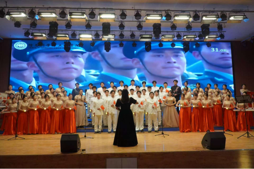 青春校園|以青春之名,頌盛世華章--保定理工學(xué)院紀(jì)念“一二·九”運(yùn)動(dòng)大型合唱會(huì)圓滿落幕