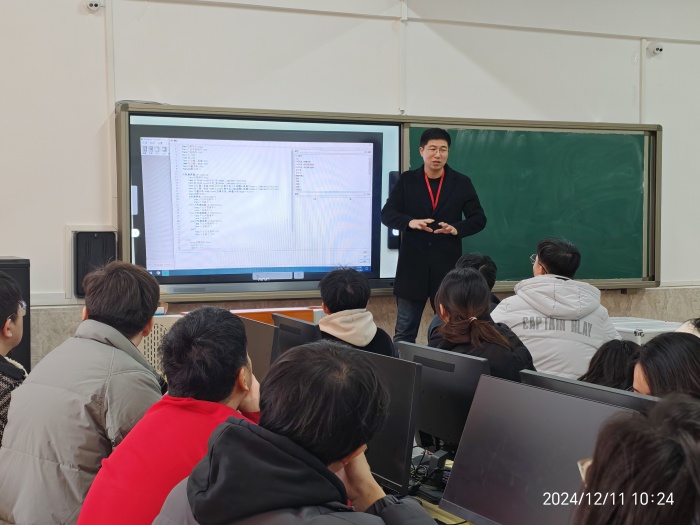 【匠心育師·師道傳承】強技能，促提升—信息科學與工程學院教師技能系列培訓（十七）順利開展
