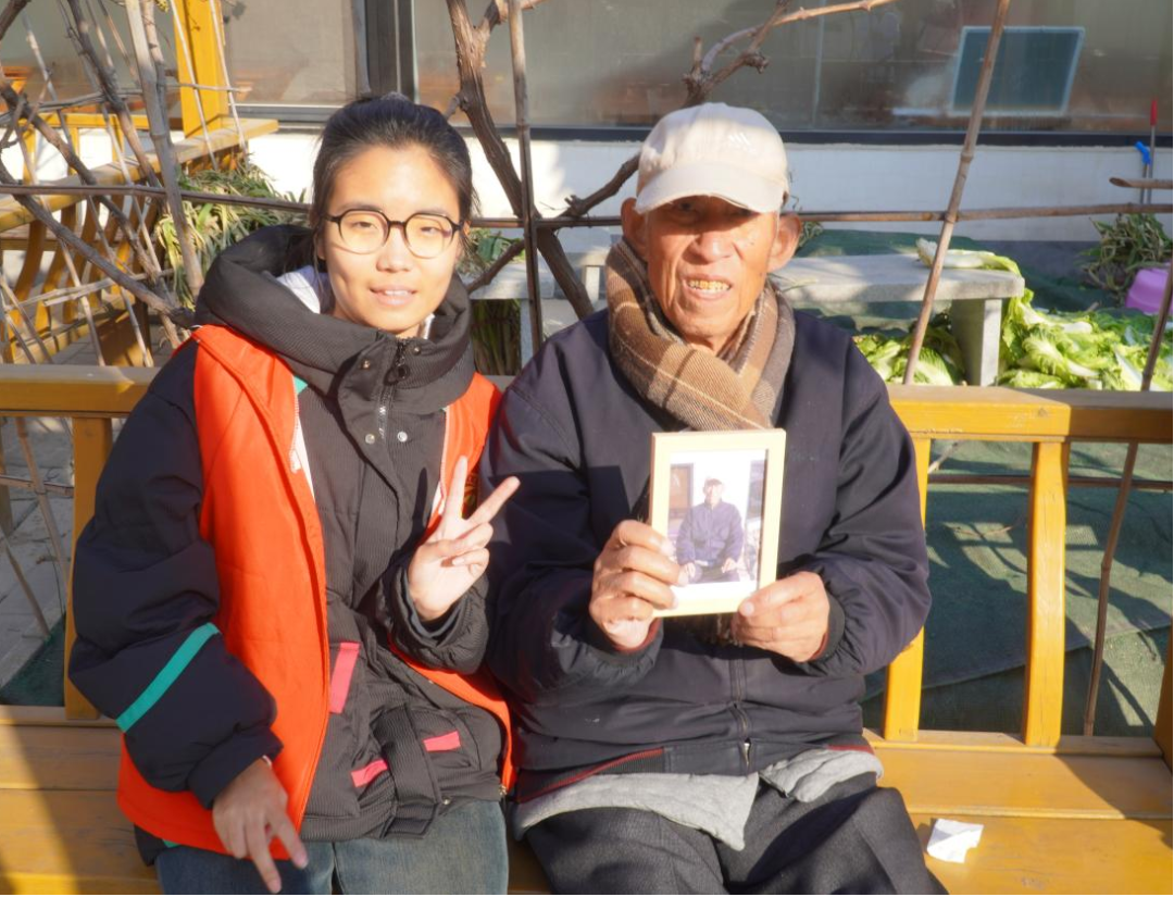 時光留影,溫暖夕陽 ——保理青年志愿者養(yǎng)老院拍照送暖行動