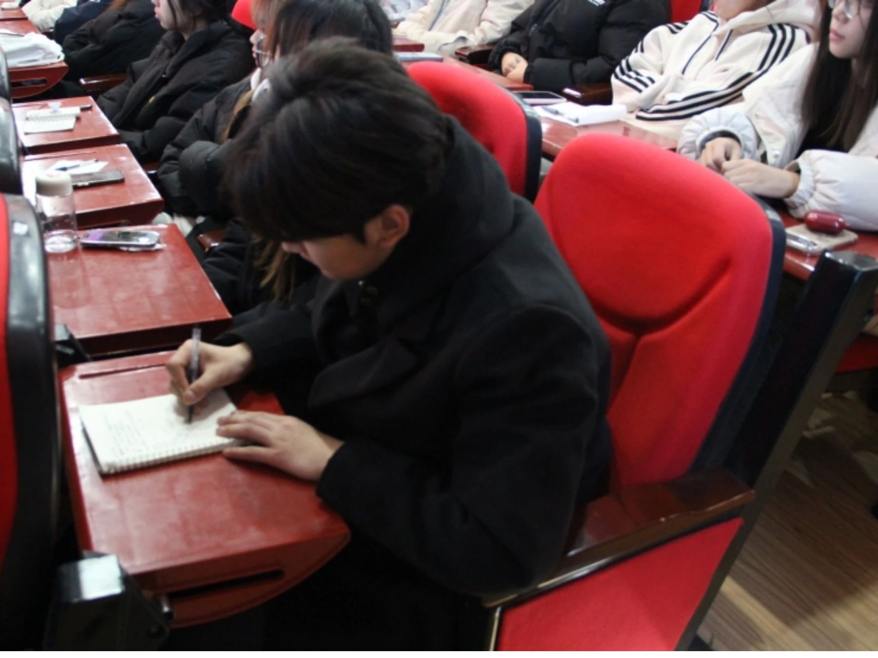 文明用網新征程，法制教育引航標——保定理工學院舉辦“文明用網，法制教育”主題講座