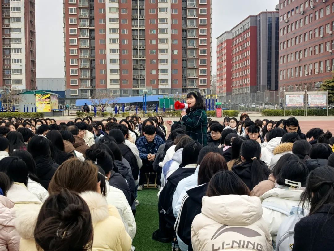 探索職業(yè)航道，校準人生羅盤