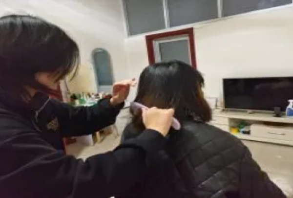 康復(fù)醫(yī)學(xué)院感恩之星風(fēng)采展示（中）