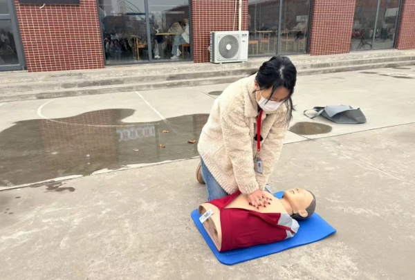 急救技能賦能，守護(hù)生命健康