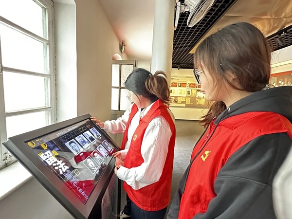 愛國教育|保定理工學(xué)院|管理學(xué)院|走進(jìn)勤工儉學(xué)，追尋紅色足跡