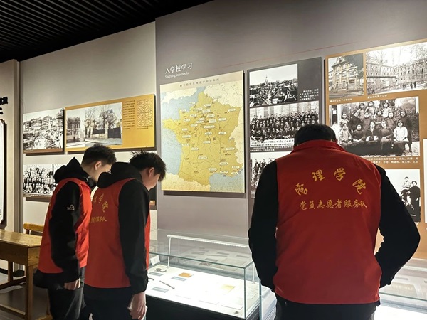 愛國教育|保定理工學(xué)院|管理學(xué)院|走進(jìn)勤工儉學(xué)，追尋紅色足跡
