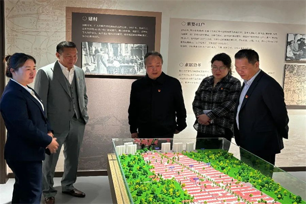 【黨建領(lǐng)航，育人提質(zhì)】保定理工學(xué)院經(jīng)濟(jì)學(xué)院與東小莊村黨建聯(lián)建共建簽約暨大學(xué)生志愿服務(wù)社會(huì)實(shí)踐基地啟動(dòng)儀式圓滿舉行