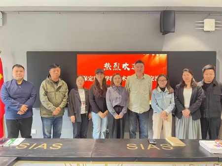 借他山之石琢玉，融兩校之長(zhǎng)育英 ——保定理工學(xué)院藝術(shù)學(xué)院赴鄭州西亞斯學(xué)院考察交流