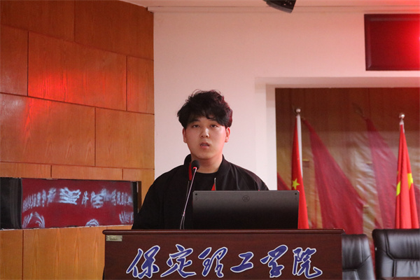 以榜樣之光，照亮奮進之路——經(jīng)濟學院學風建設標兵頒獎儀式圓滿結束