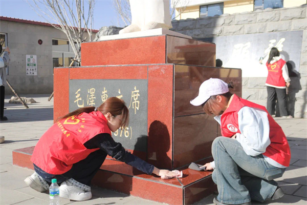 保定理工學(xué)院康復(fù)醫(yī)學(xué)院與東小莊村大學(xué)生志愿服務(wù)社會(huì)實(shí)踐基地啟動(dòng)儀式圓滿舉行
