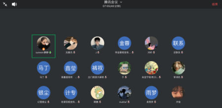 師生交流 共創(chuàng)智繪未來——數(shù)智時(shí)代下視覺傳達(dá)育人新體系