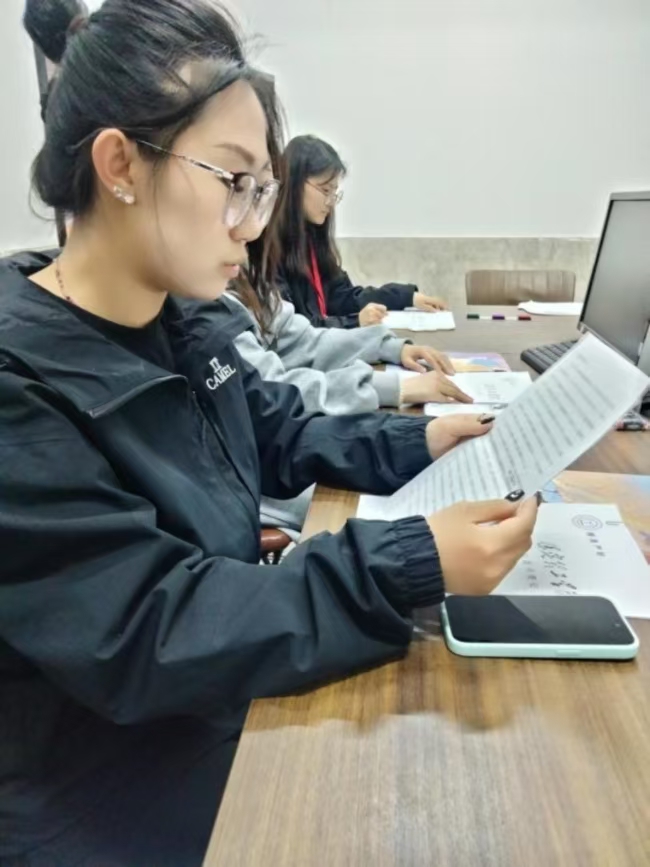 “世界讀書日”圖書館組織讀者交流會
