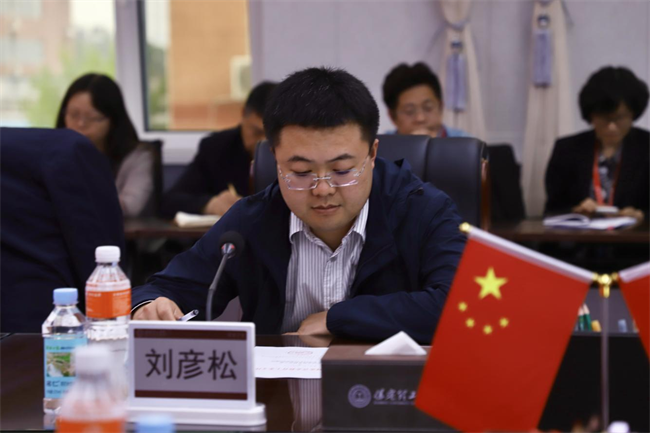 保定理工學(xué)院舉行黨委書記送任大會