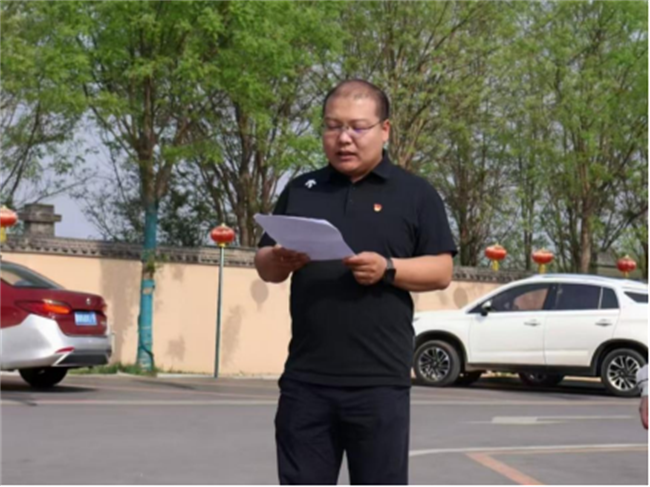 傳承紅色基因，勇做時(shí)代新人//外國語學(xué)院組織青年黨員去冉莊學(xué)習(xí)