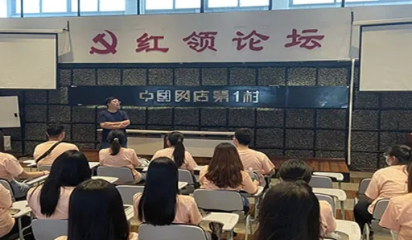 保定理工學(xué)院?？茖I(yè)詳解~現(xiàn)代物流管理