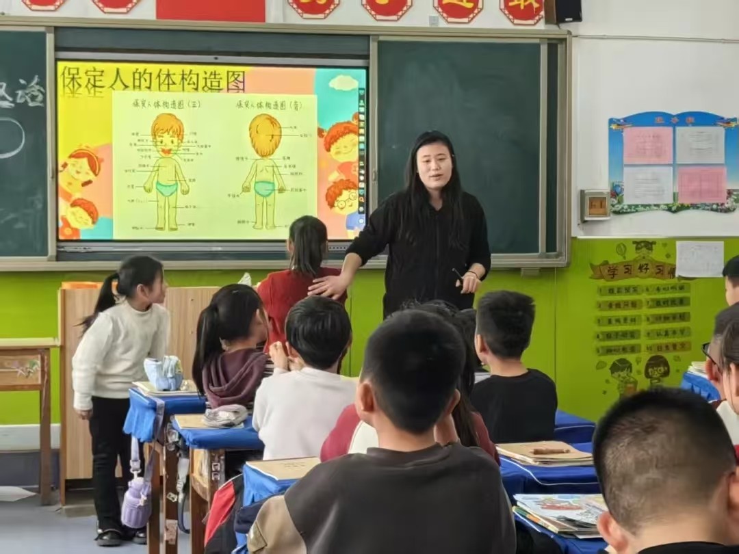 走進(jìn)大莊小學(xué)，激發(fā)語言學(xué)習(xí)熱情——普通話推廣活動