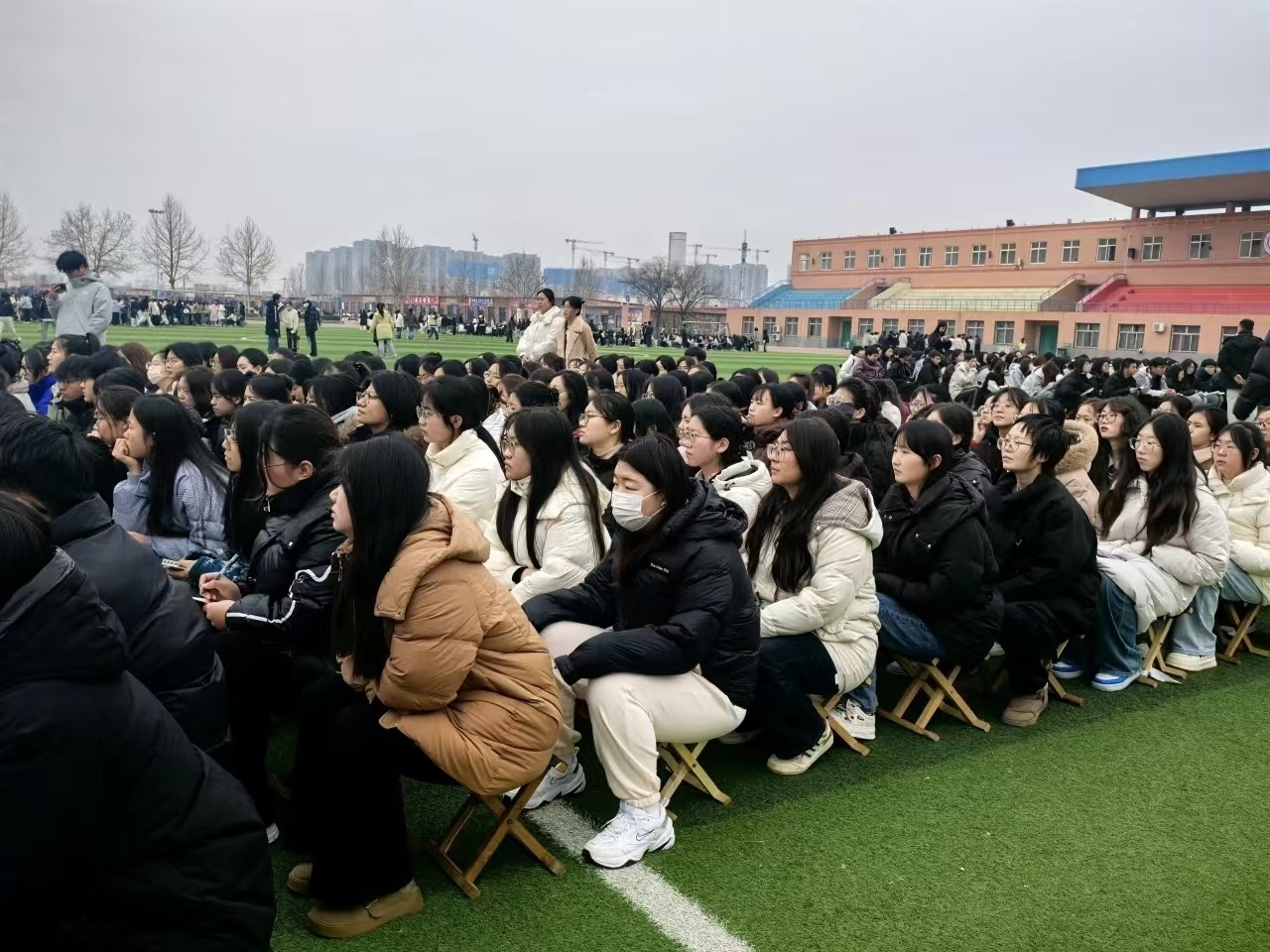 探索職業(yè)航道，校準(zhǔn)人生羅盤
