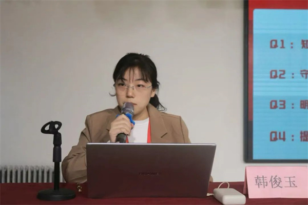 【黨建引領(lǐng)，育人鑄魂】鑄魂育人守初心 思政賦能啟新程——經(jīng)濟(jì)學(xué)院2024級(jí)班干部專題培訓(xùn)順利開(kāi)展