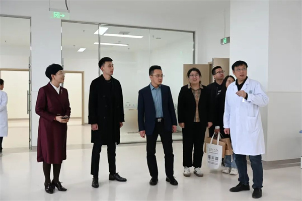 【基地賦能，人才共育】保定理工學(xué)院康復(fù)醫(yī)學(xué)院與河北東籬集團(tuán)教學(xué)實(shí)習(xí)基地簽約揭牌儀式圓滿舉行