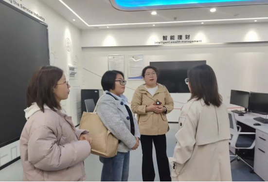 深化協(xié)同創(chuàng)新賦能全面發(fā)展——會(huì)計(jì)學(xué)院2025年4月工作月度總結(jié)