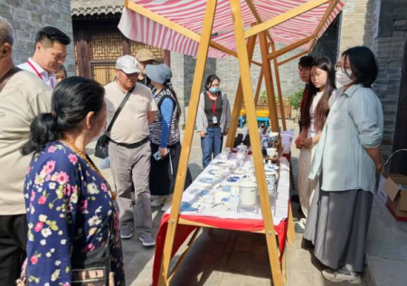 匠心非遺煥新顏 校館聯(lián)袂啟新篇 ——保定理工學(xué)院非遺手工市集燃動(dòng)淮軍公所博物館