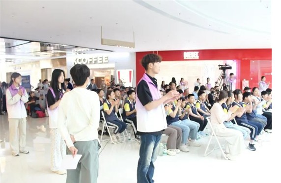 公益活動保定理工學院會計學院青春志愿行，助殘暖人心——保定理工學院會計學院學子為助殘活動注入青春力量