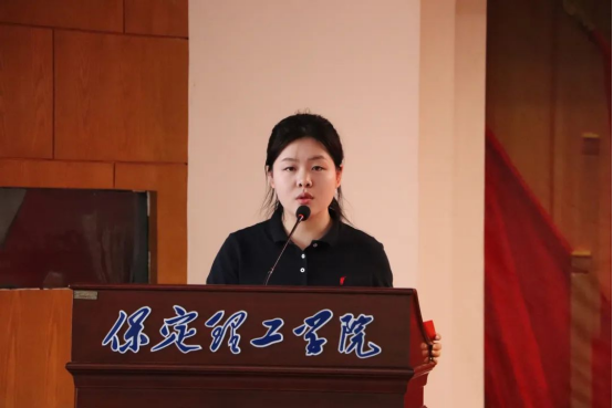 青馬起航筑信仰，青春向黨譜華章——會(huì)計(jì)學(xué)院青馬培訓(xùn)班開班儀式