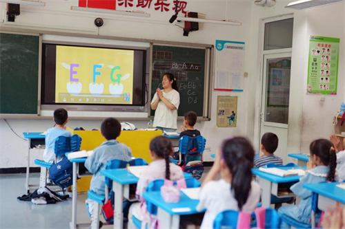 高校攜手基層，共筑阜平教育新夢(mèng)