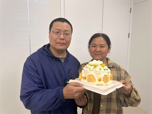 校園尋跡承師韻，家校同銘畢業(yè)情
