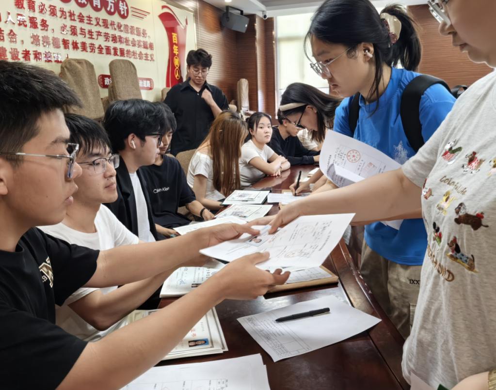 暖心開展2025屆畢業(yè)生離校系列活動(dòng)