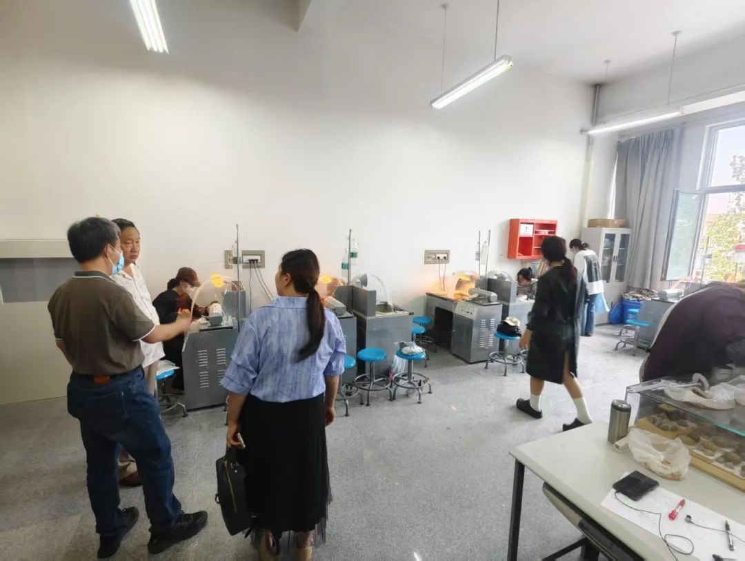 深化校際合作 賦能專業(yè)建設(shè)——我院赴天津商業(yè)大學(xué)寶石及材料工藝學(xué)專業(yè)調(diào)研
