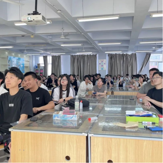 會計學院揚帆起航，開啟學術征程——論文開題動員會