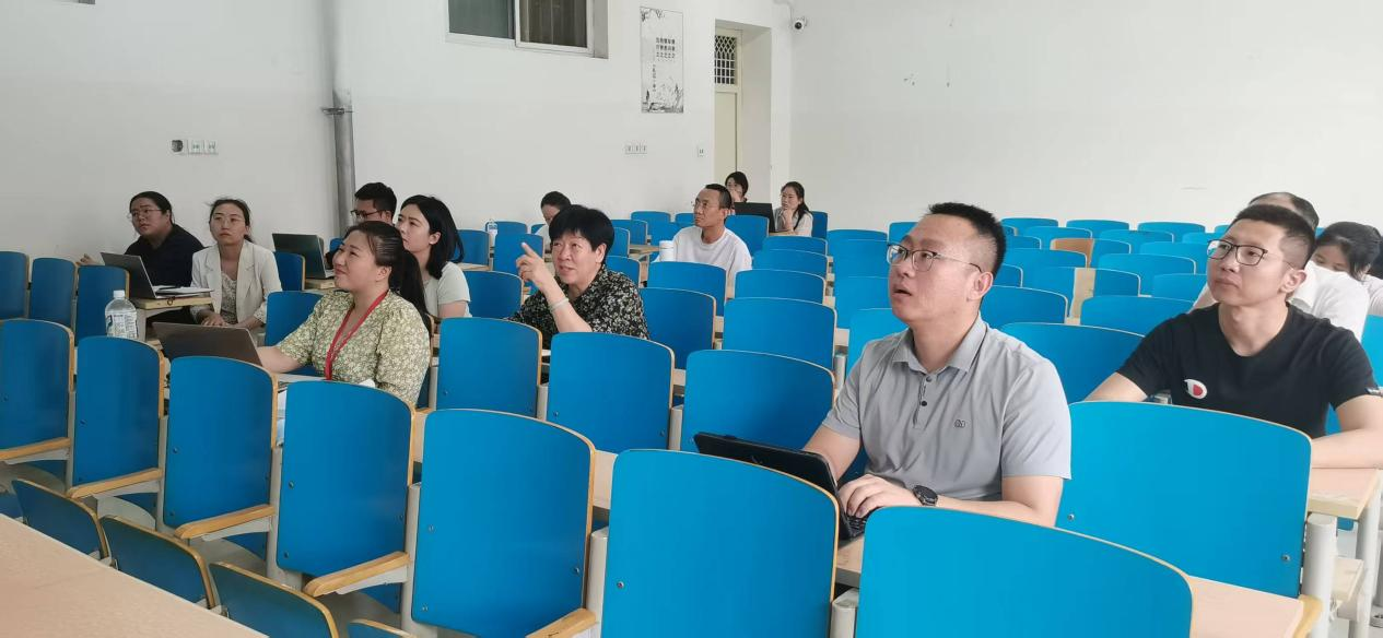 砥礪奮進(jìn)展風(fēng)采，凝“新”聚力向未來——學(xué)院成功舉辦新教師試講活動