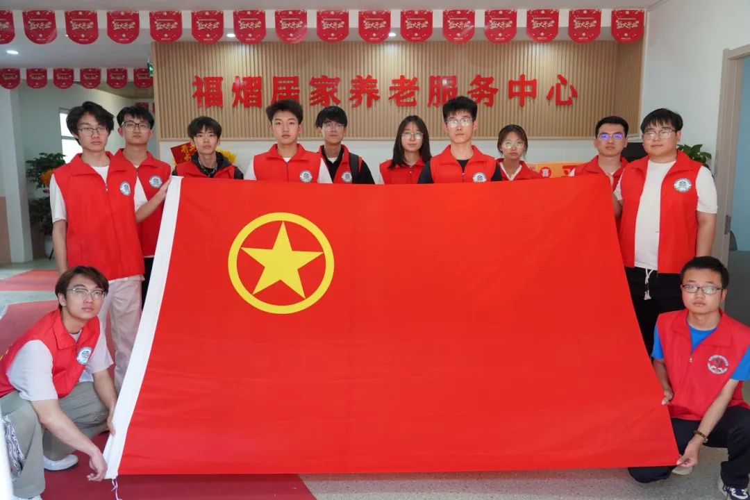 服務(wù)進社區(qū) 熱情暖人心——南大園社區(qū)社會實踐