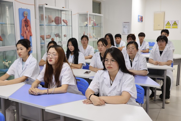 【大學(xué)生講《大先生》】科學(xué)家精神進(jìn)校園———保定理工學(xué)院“青科聲宣講團(tuán)”系列活動(dòng)（二）
