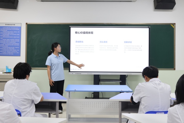 【大學(xué)生講《大先生》】科學(xué)家精神進(jìn)校園———保定理工學(xué)院“青科聲宣講團(tuán)”系列活動(dòng)（二）