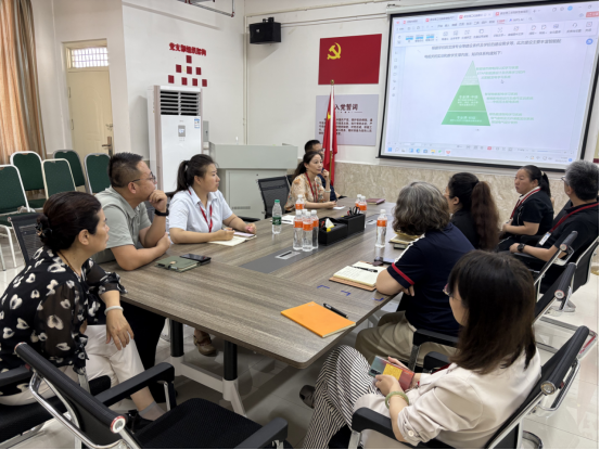 深化產(chǎn)教融合 共筑智慧能源未來(lái) —— 我院攜手施耐德共建智慧配電網(wǎng)實(shí)訓(xùn)室